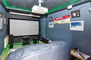 Photo 19- click for photo gallery